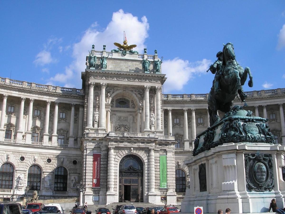 Operngasse-Karlsplatz Apartment เวียนนา ภายนอก รูปภาพ