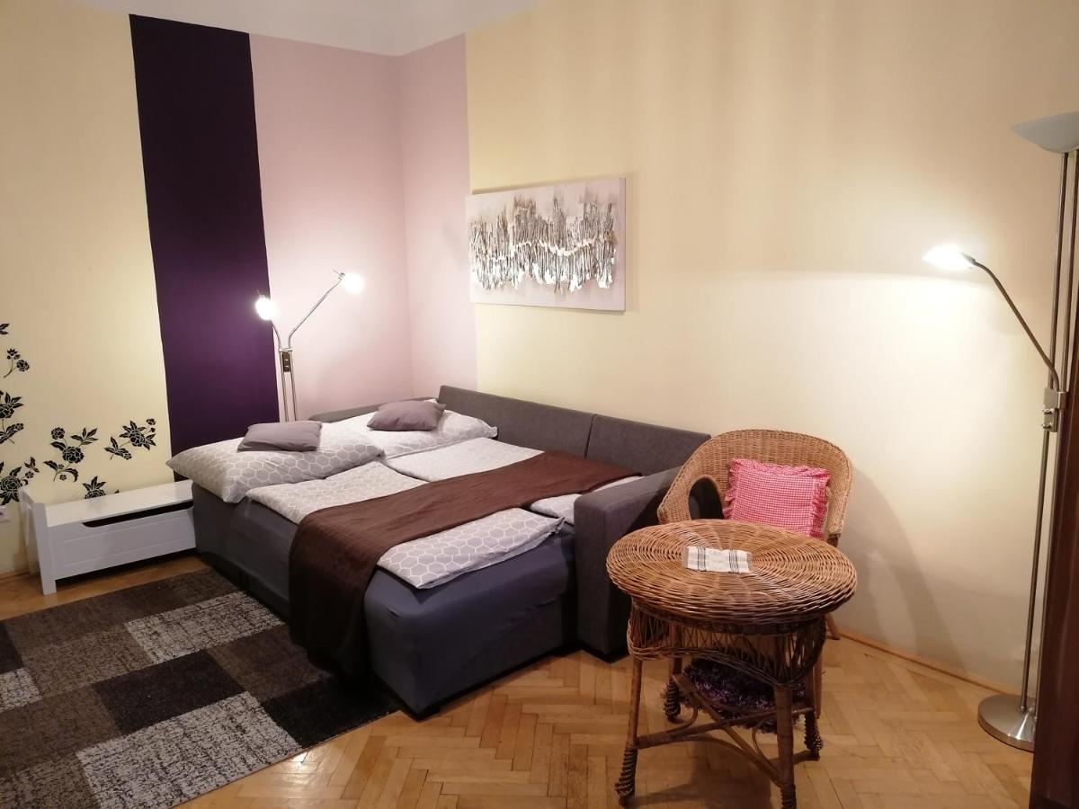 Operngasse-Karlsplatz Apartment เวียนนา ภายนอก รูปภาพ